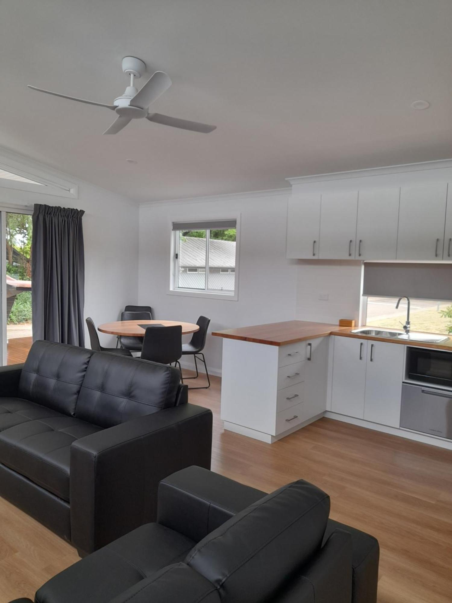 Myrtleford Holiday Park Екстер'єр фото