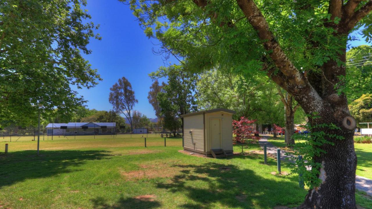 Myrtleford Holiday Park Екстер'єр фото