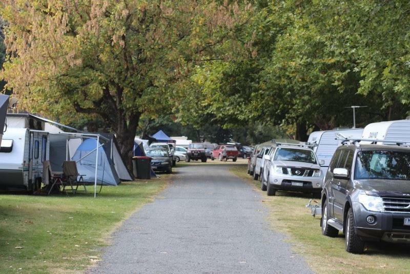 Myrtleford Holiday Park Екстер'єр фото