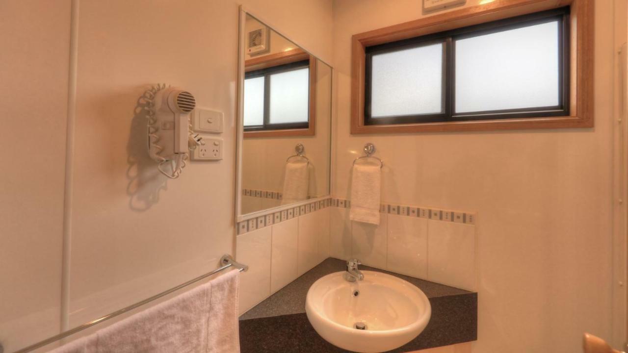 Myrtleford Holiday Park Екстер'єр фото